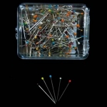 Stecknadel mit kleinem Kopf